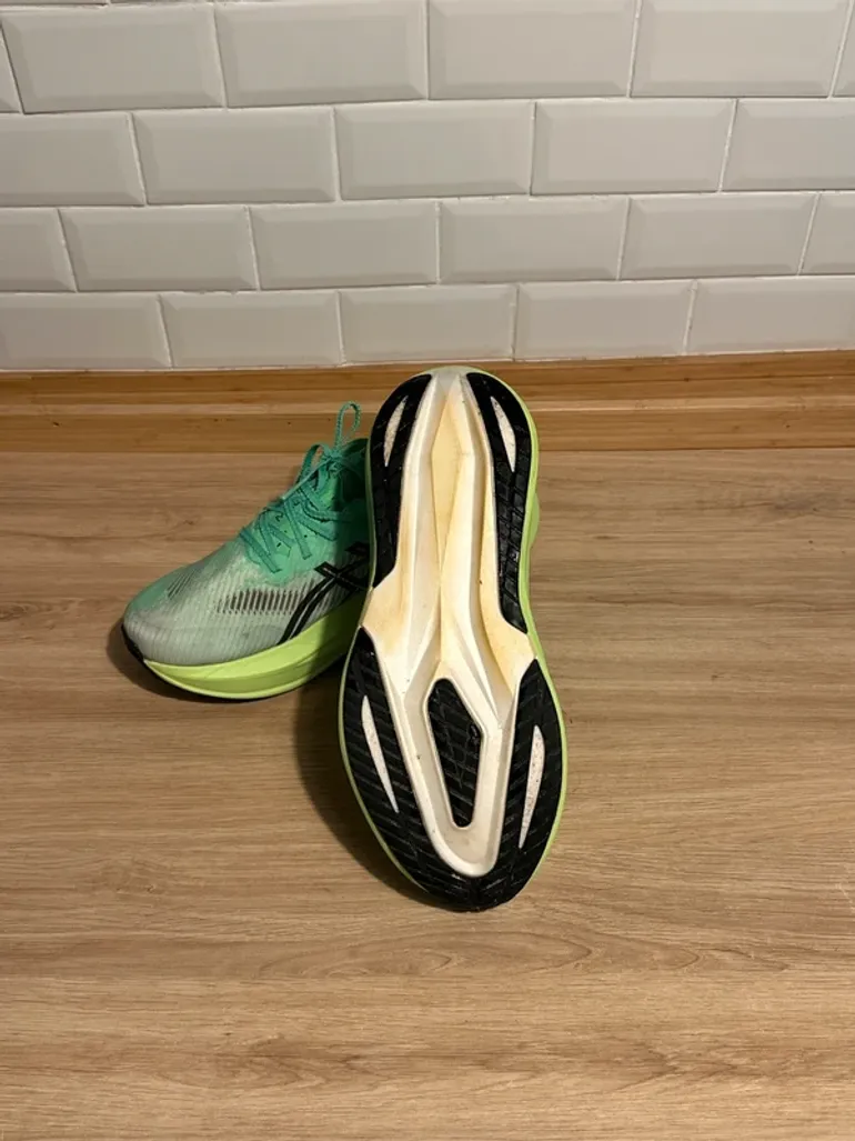 Used Asics MegaBlast bike — image 6 of 9