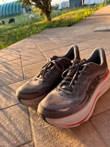 Hoka Bondi 9 bike d'occasion — image 1 sur 7