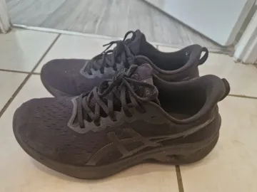Tweedehands Asics Running Shoes bike — afbeelding 1 van 3