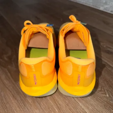 Used Nike Zoom Fly 6 bike — image 4 of 8