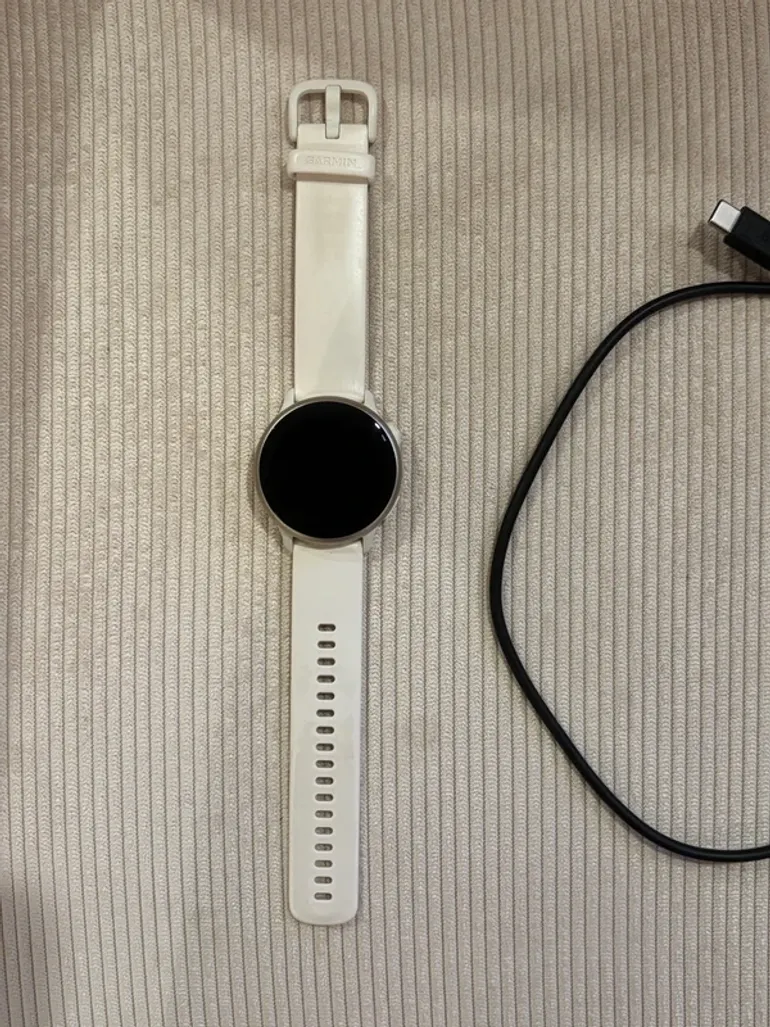 Used Garmin Vivoactive 6 Music bike — image 2 of 5