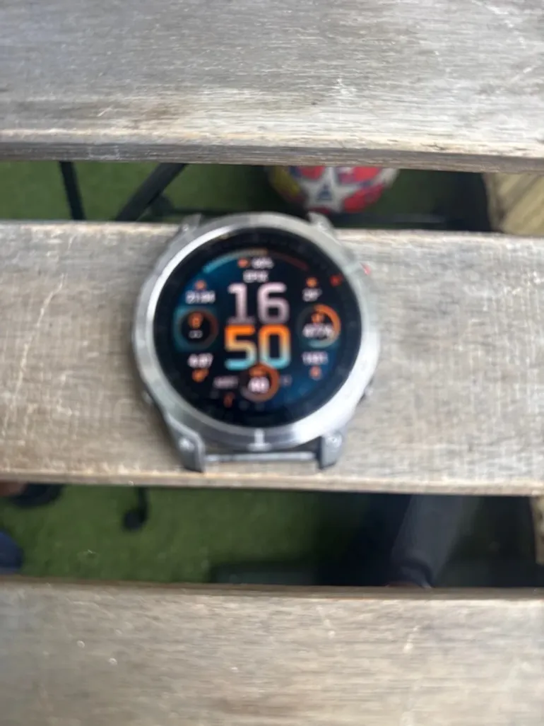 Used Garmin epix gen2 bike — image 3 of 4