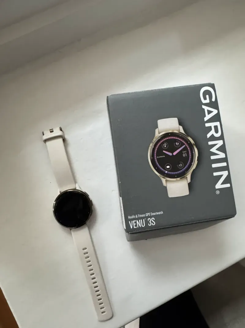 Used Garmin Venu 3s Electronics