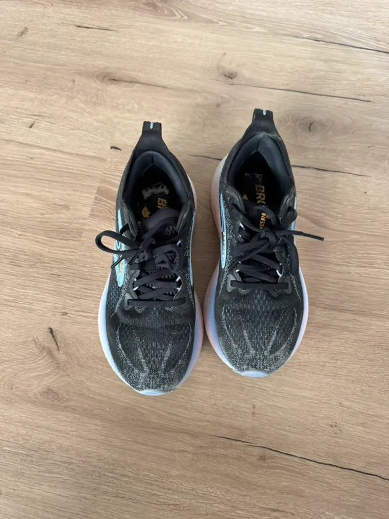 Używany Brooks Glycerin 22 bike — zdjęcie 2 z 4