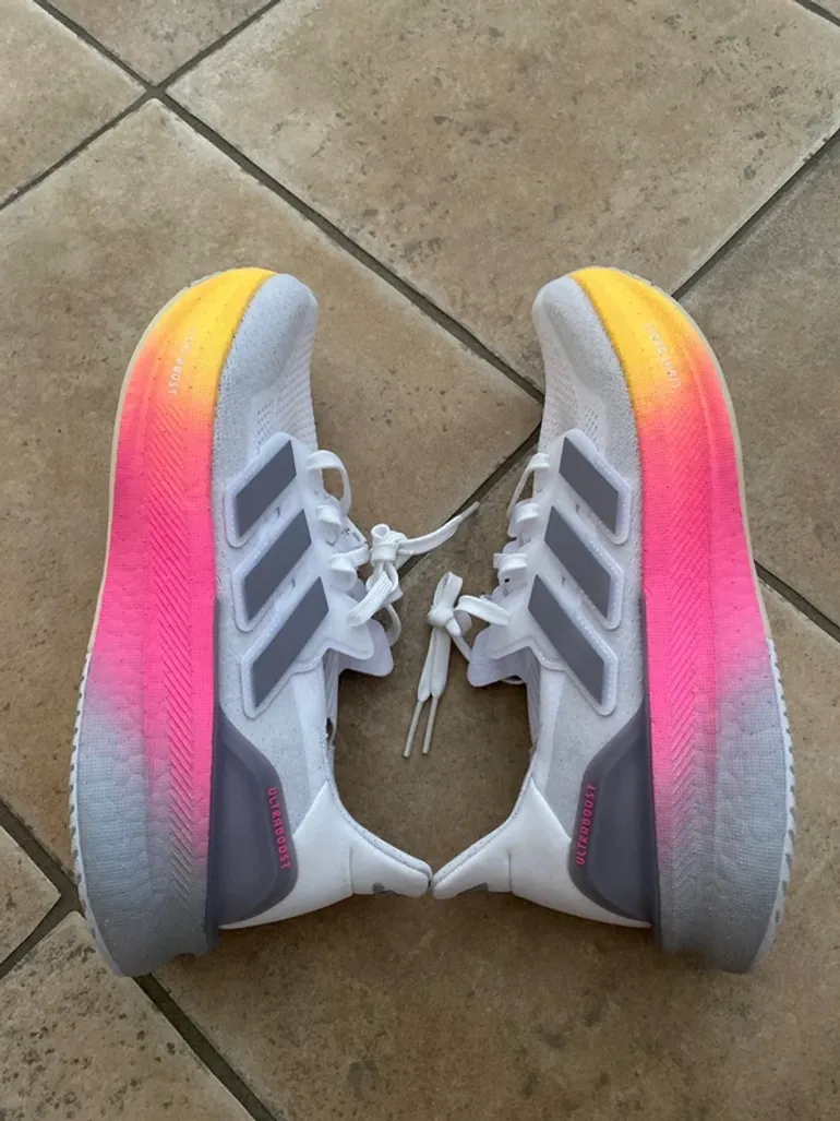 Used Adidas Ultraboost 5 bike — image 9 of 14