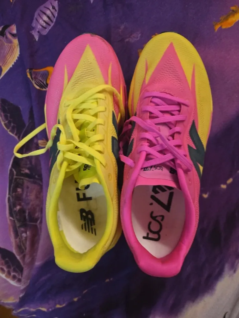 Brugt New Balance SC Elite London Running Shoes