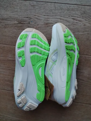 Used Asics Gel Kayano 32 bike — image 3 of 7