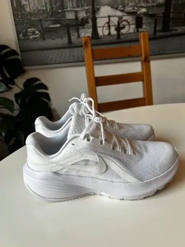 Used Nike Downshifter 14 bike — image 4 of 7