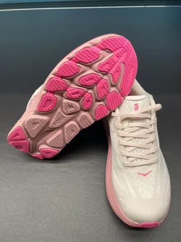 Hoka Clifton 10 bike d'occasion — image 6 sur 8