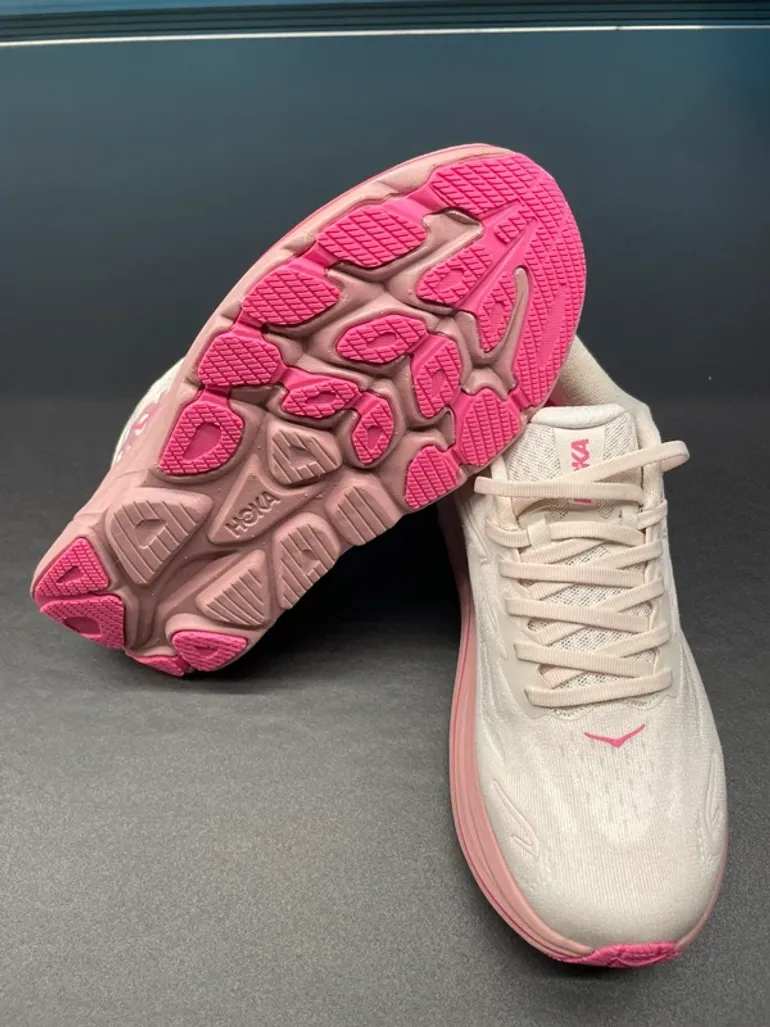 Hoka Clifton 10 bike d'occasion — image 6 sur 8