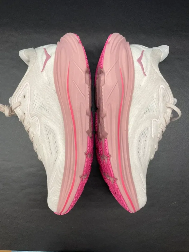 Hoka Clifton 10 bike d'occasion — image 3 sur 8