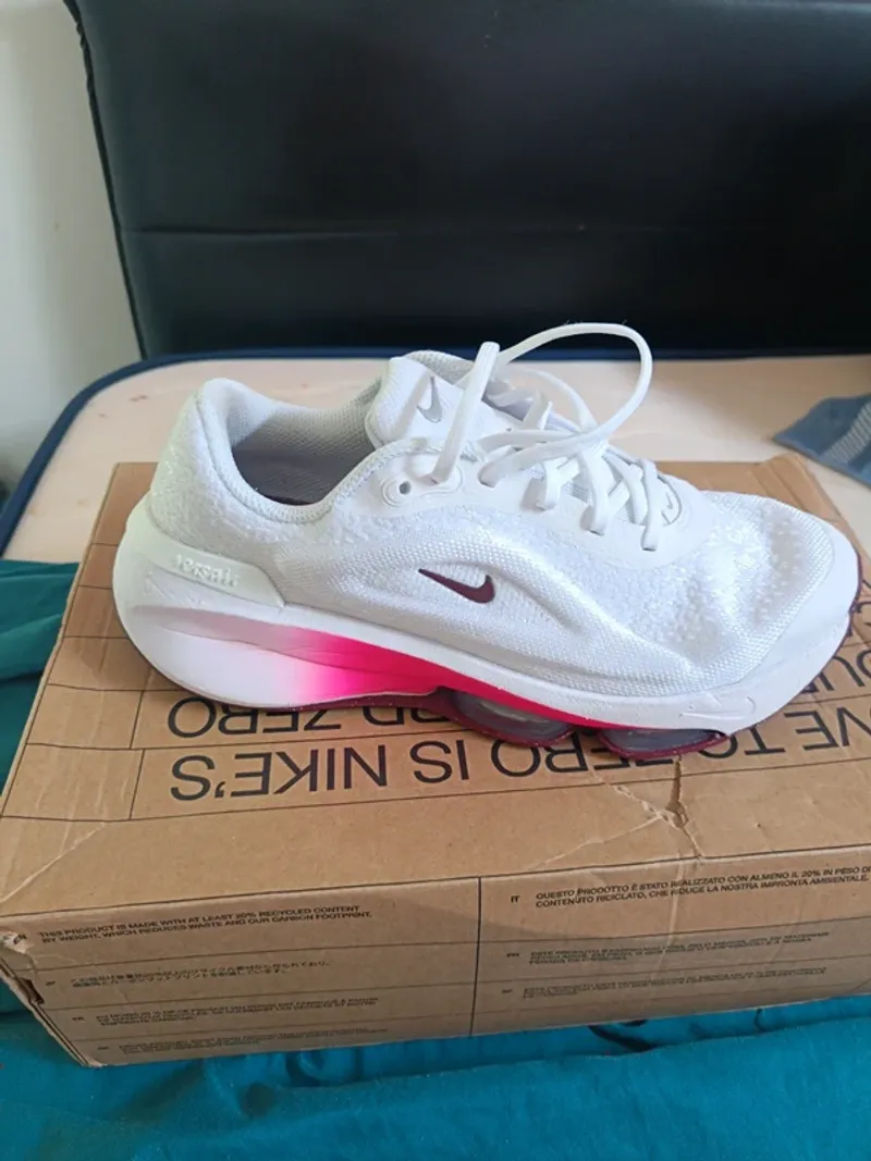 Gebrauchtes Nike Versair Running Shoes