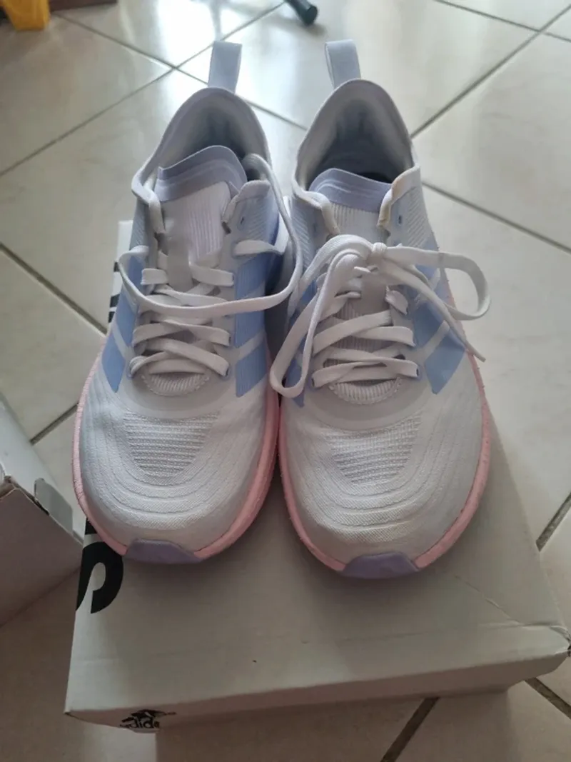 Gebrauchtes Adidas Running Shoes Running Shoes
