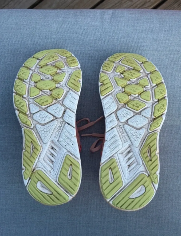 Used Hoka Running Shoes bike — image 3 of 4