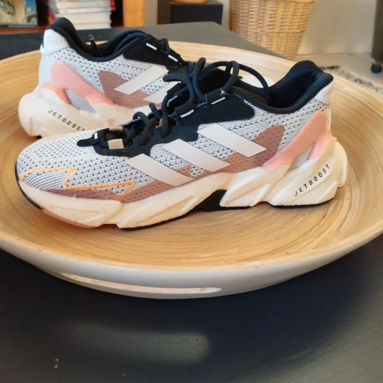 Used Adidas Jetboost X9000L4 bike — image 2 of 7