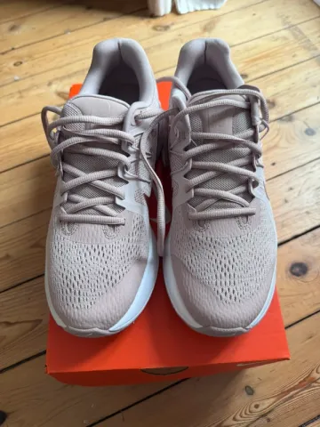 Used Nike Zoom Span 3 bike — image 3 of 9