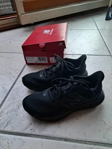 Used New Balance Sneaker 37 bike — image 3 of 5