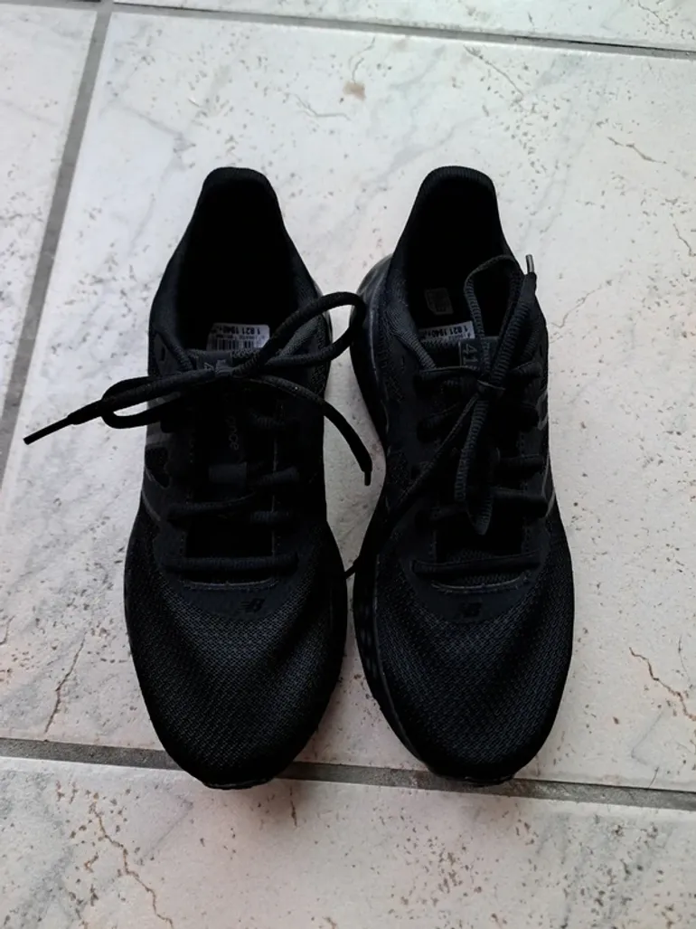 Used New Balance Sneaker 37 bike — image 2 of 5