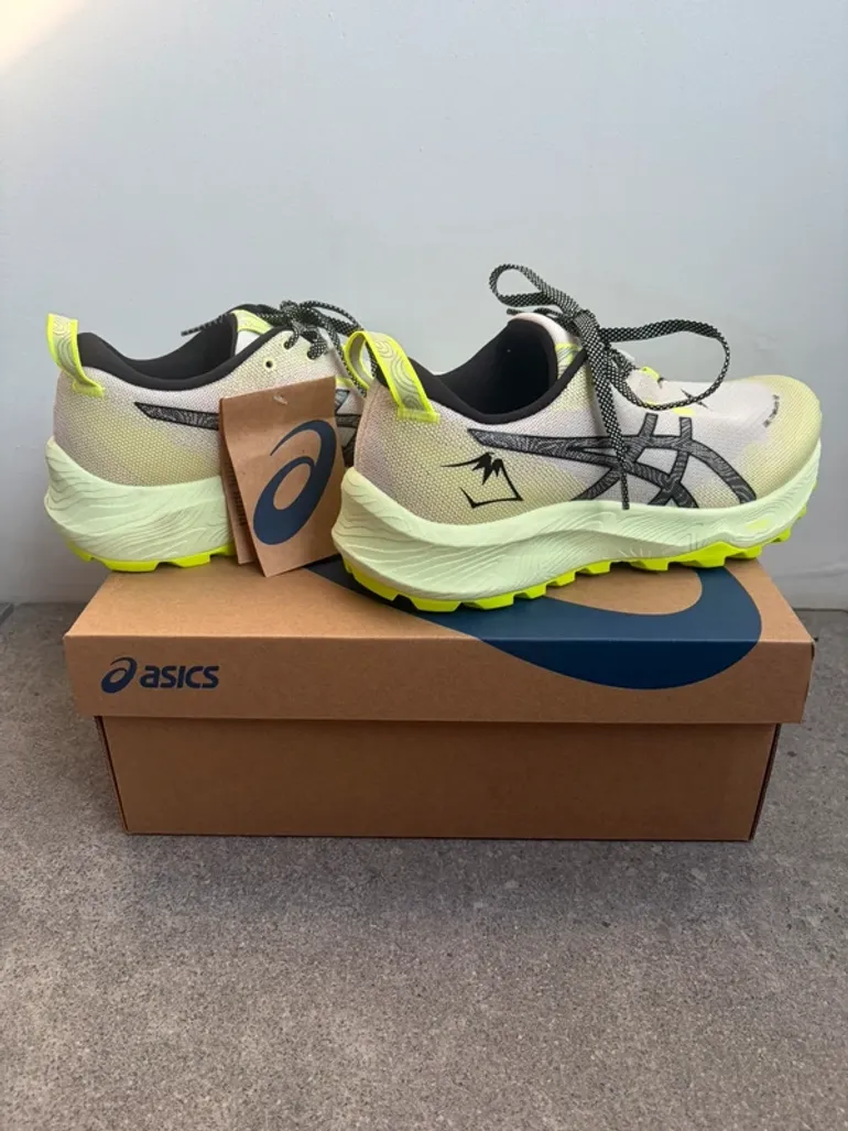 Used Asics Gel Trabuco 12 bike — image 2 of 5