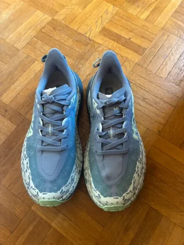 Used Hoka Speedgoat 6 Wide bike — image 1 of 4