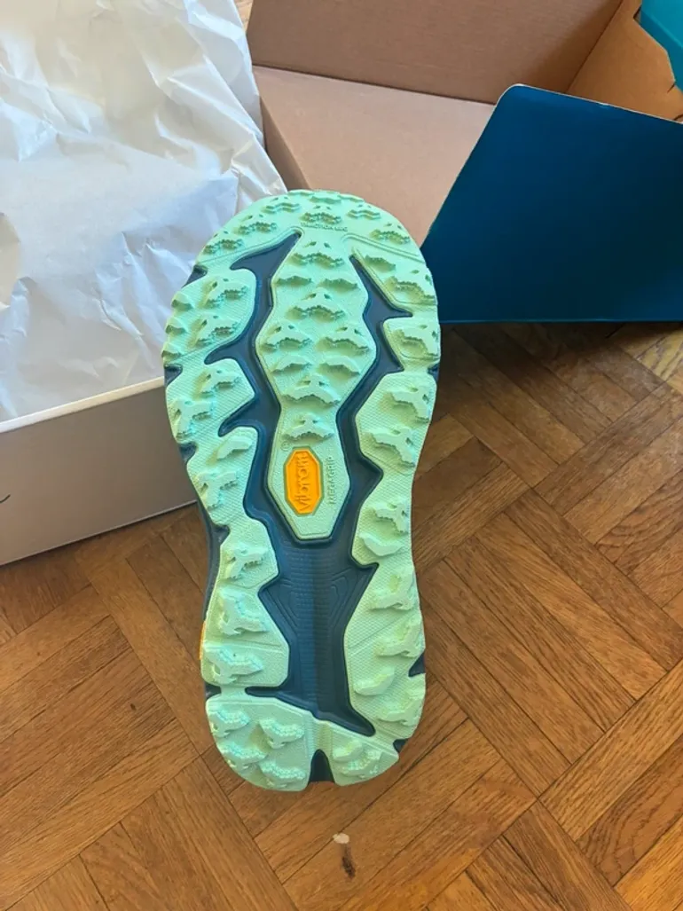 Used Hoka Speedgoat 6 Wide bike — image 3 of 4