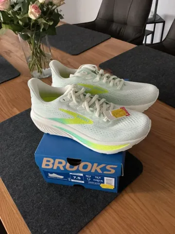 Used Brooks Ghost 17 bike — image 2 of 5