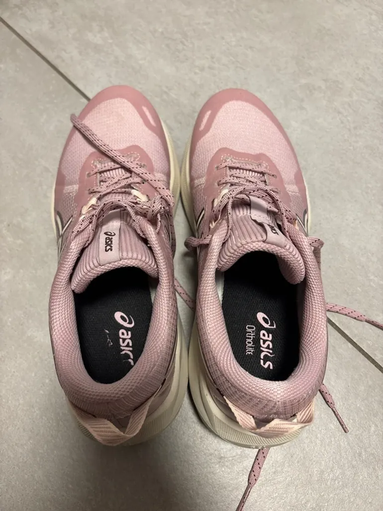 Used Asics Gel-Venture 11 bike — image 2 of 6