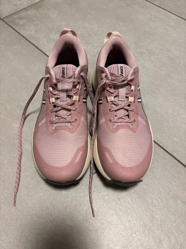 Used Asics Gel-Venture 11 bike — image 5 of 6