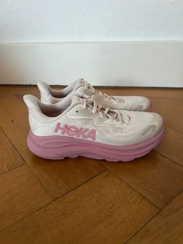 Hoka Clifton 10 bike d'occasion — image 2 sur 8