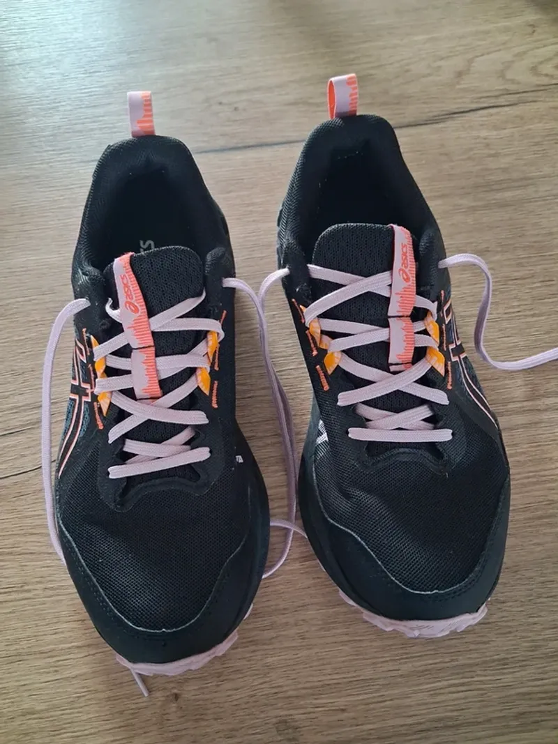 Used Asics Trail Running Shoes Running Shoes