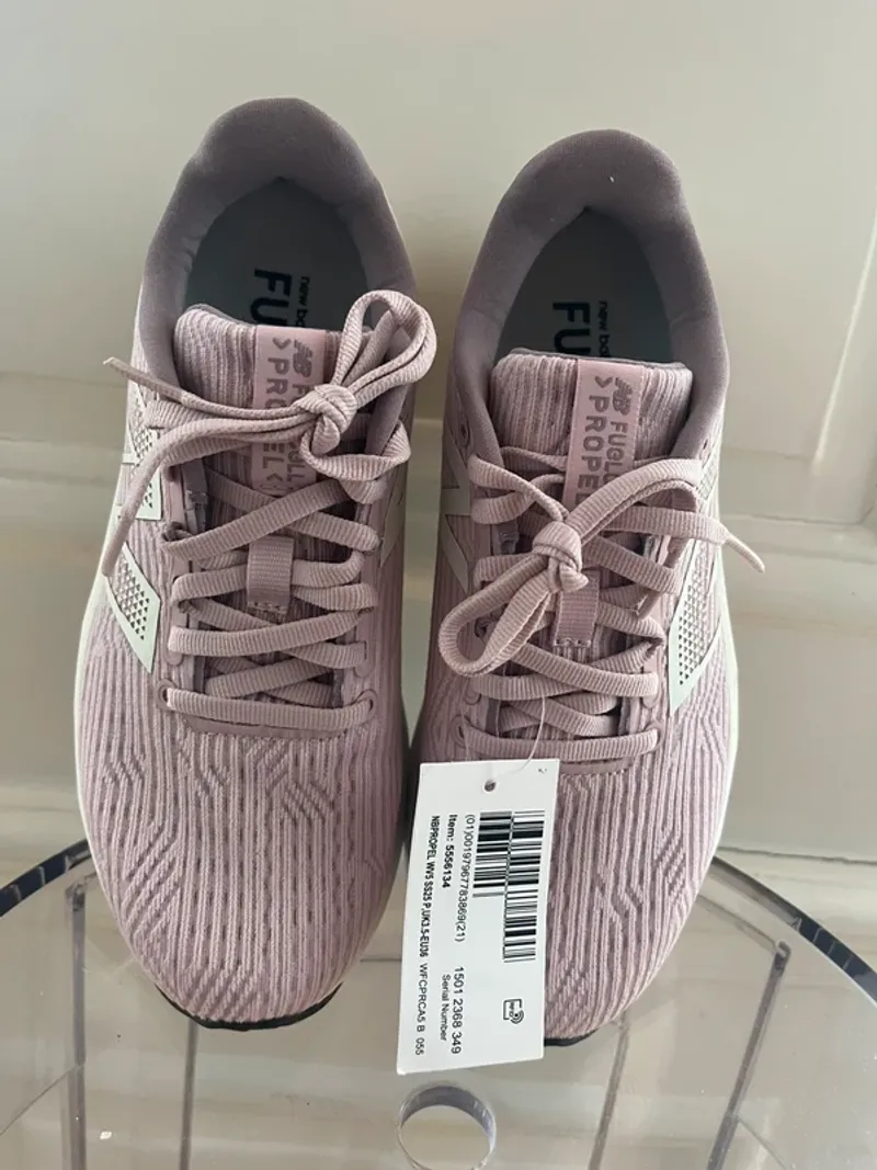 Used New Balance Propel Running Shoes