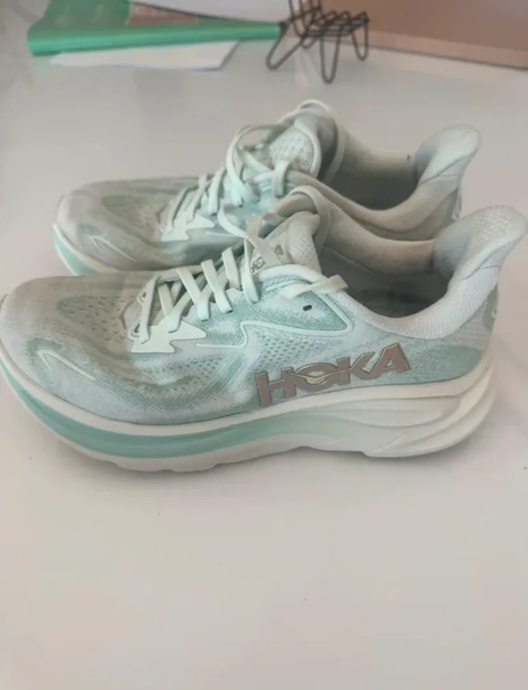Hoka Clifton 10 bike d'occasion — image 2 sur 6