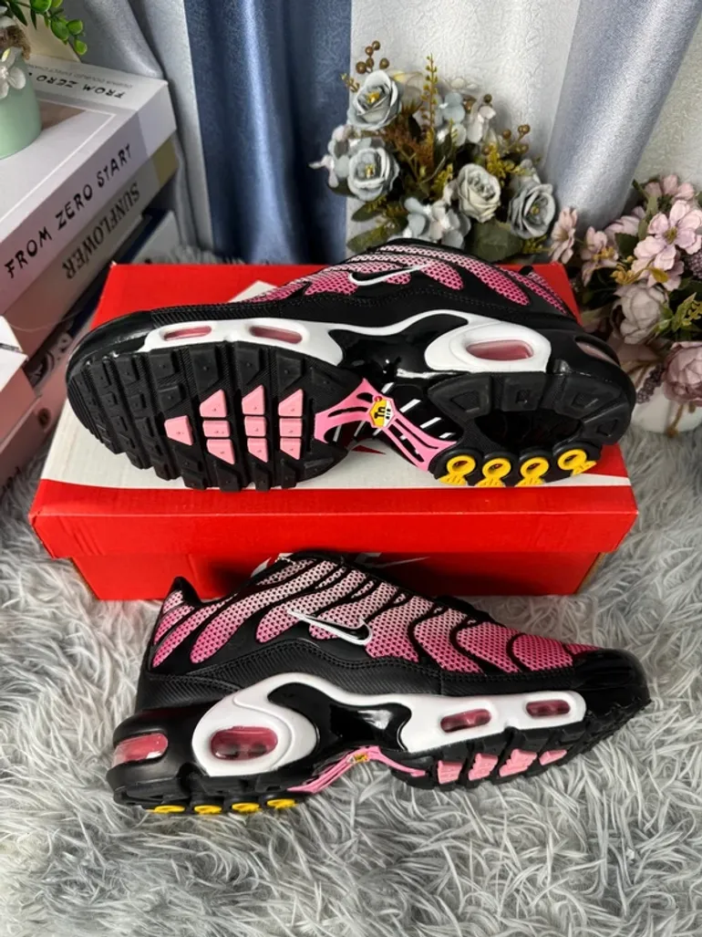 Used Nike Air Max Plus TN bike — image 4 of 7