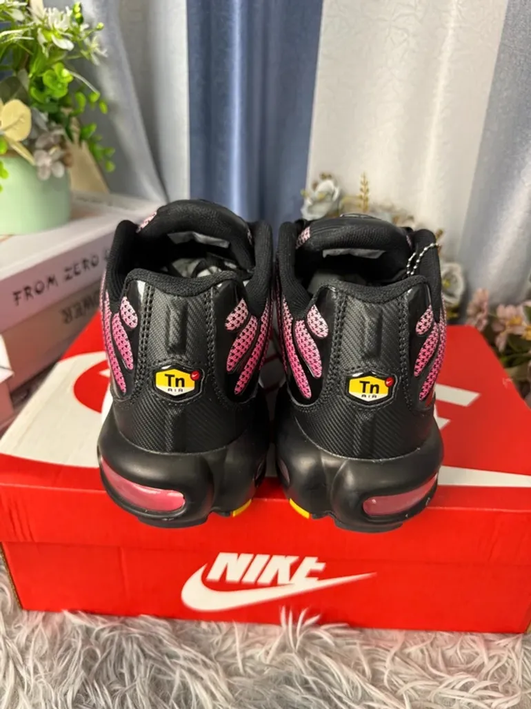 Used Nike Air Max Plus TN bike — image 5 of 7