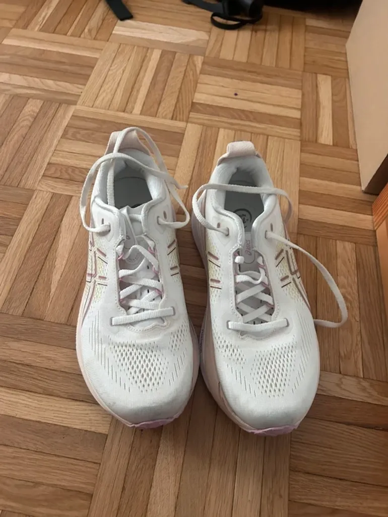 Used Asics Gel Kayano 33 bike — image 3 of 7