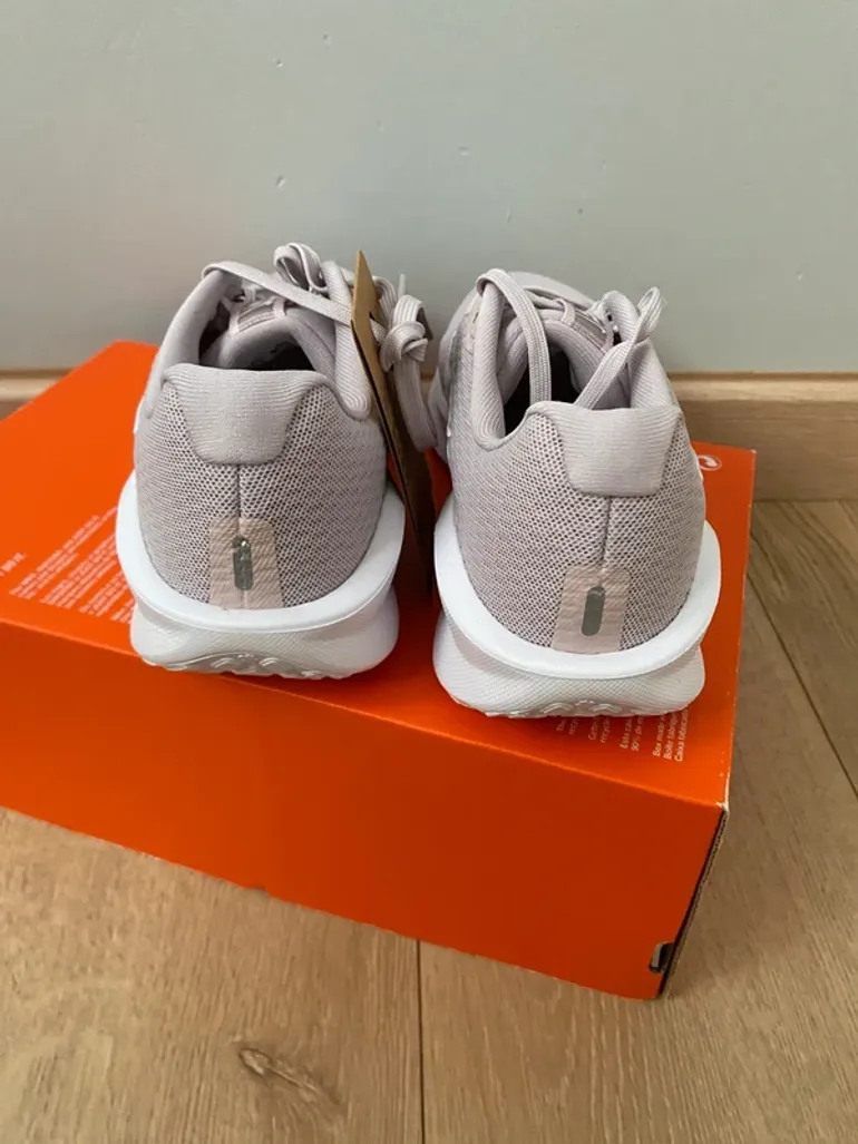Tweedehands Nike Downshifter 13 bike — afbeelding 3 van 6