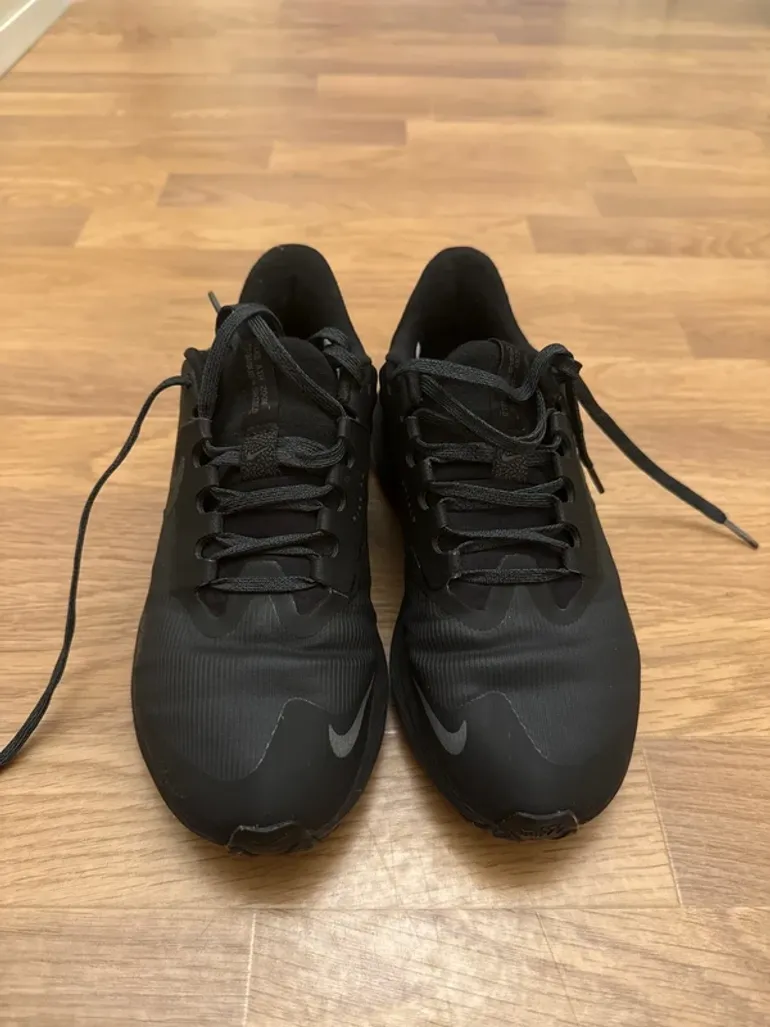 Used Nike Sneaker bike — image 1 of 8