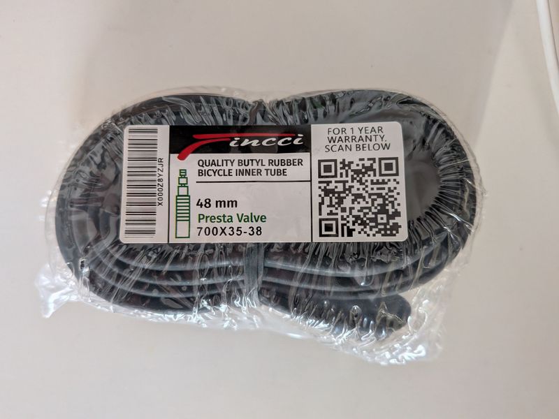 Used Fincci Camera d'Aria 700x35C-38C Tyres & Tubes
