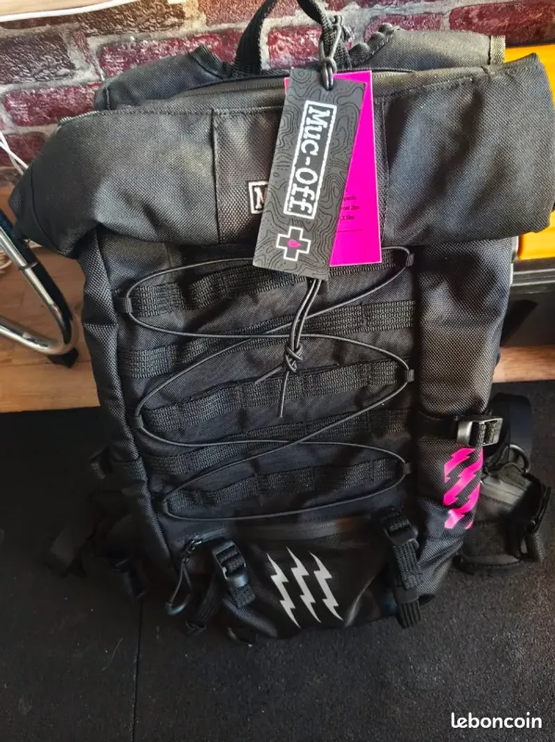 Tweedehands MUC-OFF Ride Pack 20L 2026 Cycling Accessories