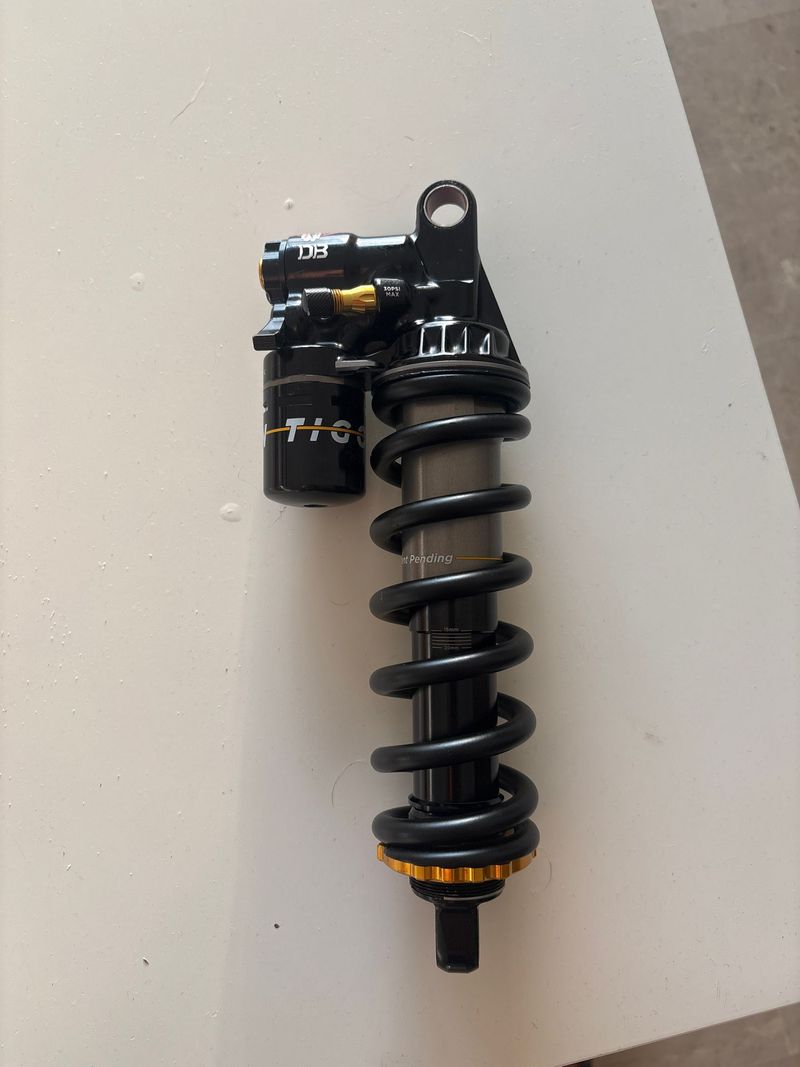 Tweedehands Cane Creek Tigon Double Barrel Coil Shock 2024 Rear Suspension