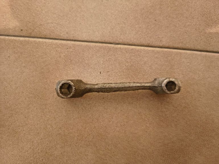 Used Wolsit H-Shape Multi-tool bike — image 3 of 5
