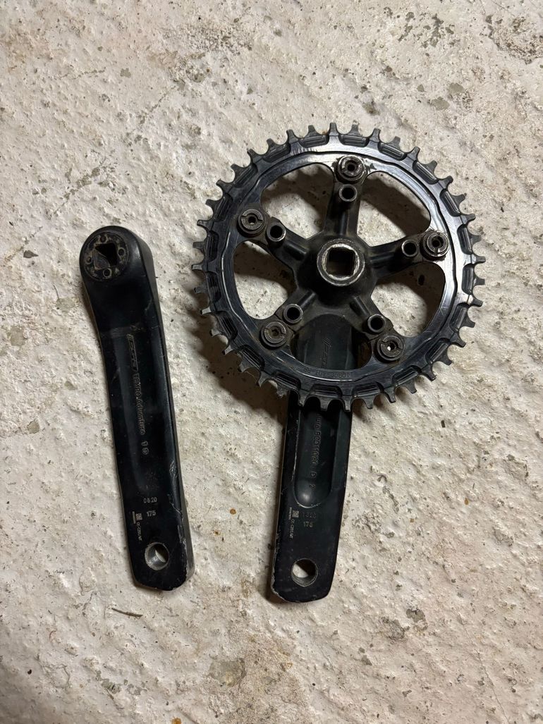 Used Fsa Crankset bike — image 2 of 2