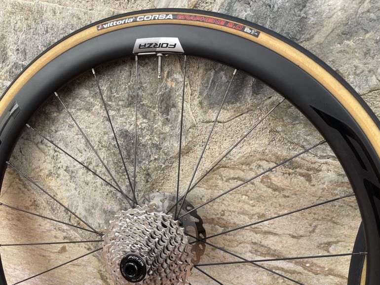 FORZA Carbon Road Wheels bike d'occasion — image 8 sur 8