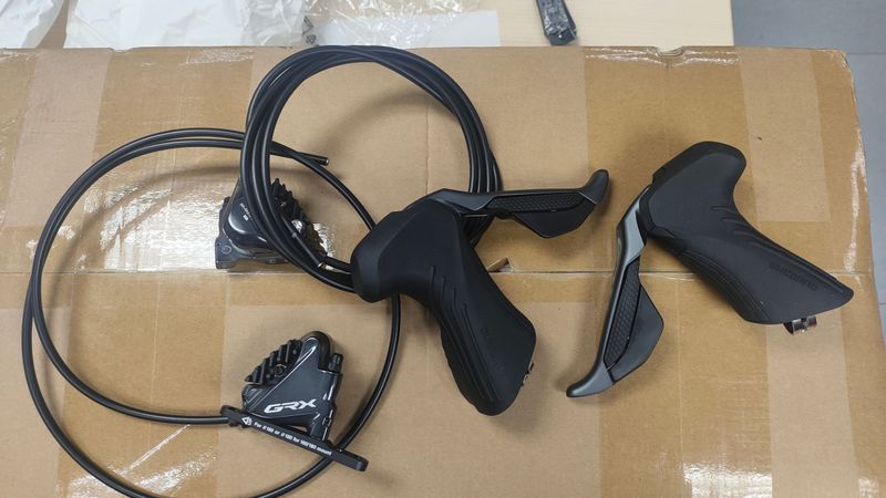 Shimano GRX 815 Di2 Brake Set 2026 Brakes usato