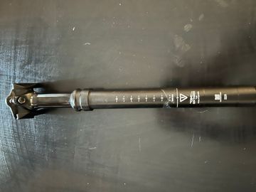 Tweedehands DXC Dropper Post 2024 bike — afbeelding 5 van 7