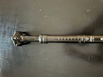 Tweedehands DXC Dropper Post 2024 bike — afbeelding 4 van 7