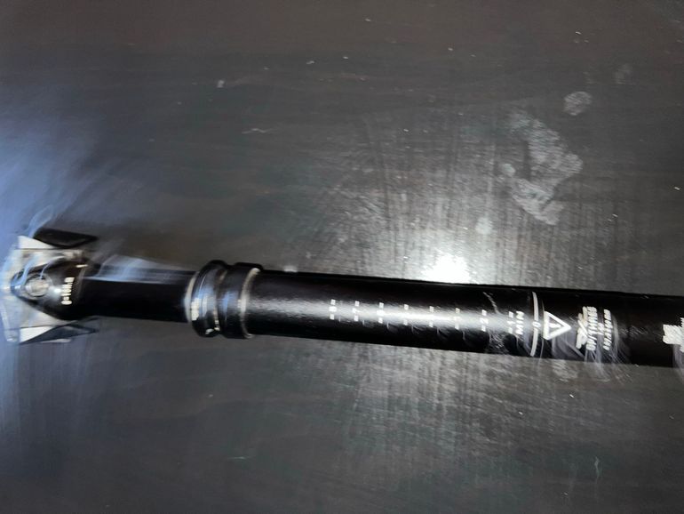 Tweedehands DXC Dropper Post 2024 bike — afbeelding 3 van 7