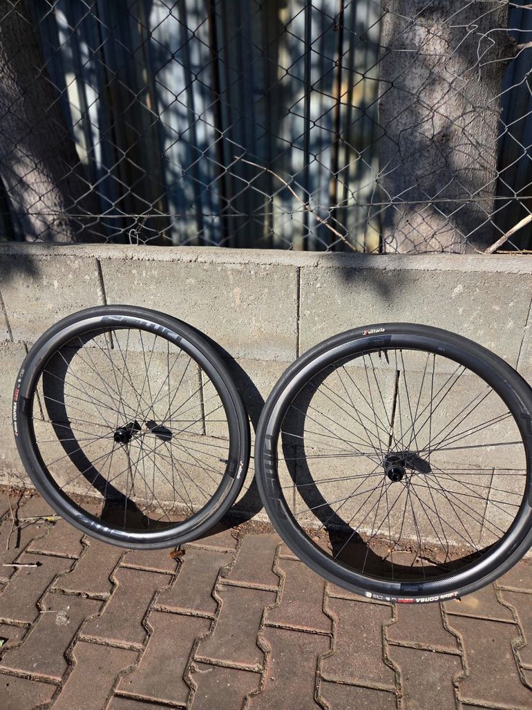 Ffwd RYOT 33 DT350 2023 bike usato — immagine 7 di 9