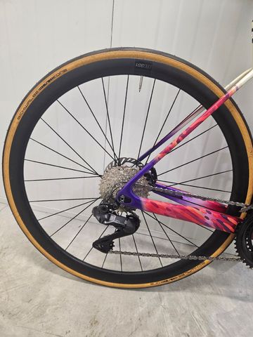 Brugt Bmc CRD-351 Carbon Wheelset 2025 bike — billede 3 af 4