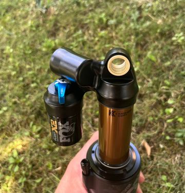 Used Fox Float X2 Factory 2023 bike — image 7 of 13